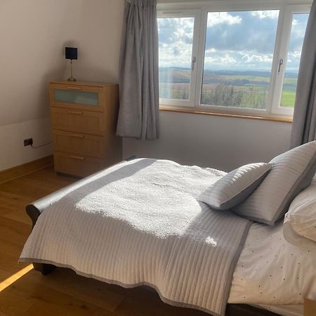 The Annex At Meeks Park Immaculate 2 Bed Villa Алоа Екстериор снимка
