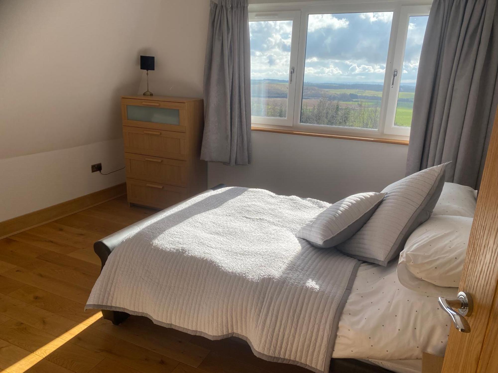 The Annex At Meeks Park Immaculate 2 Bed Villa Алоа Екстериор снимка